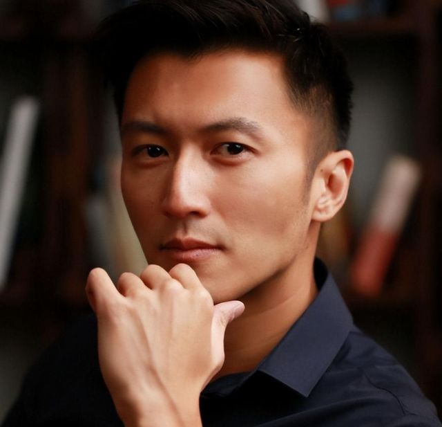 诚超其他三大家族谢霆锋何超琼500万开元ky棋牌四大家族为火灾捐款李嘉(图14)