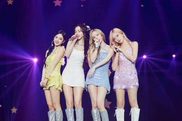 诚超其他三大家族谢霆锋何超琼500万开元ky棋牌四大家族为火灾捐款李嘉(图5)